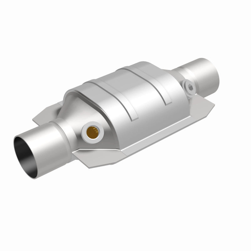 MagnaFlow Conv Univ 2.25 W/Dual O2 Boss Magnaflow