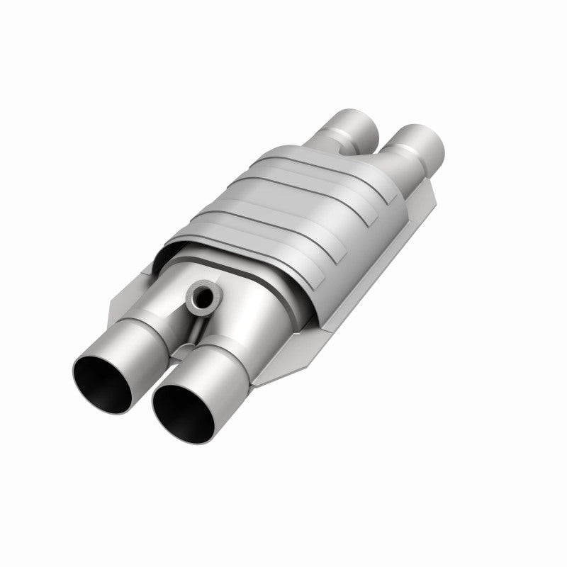 MagnaFlow Conv Univ 2 D/D W/O2 Boss Magnaflow