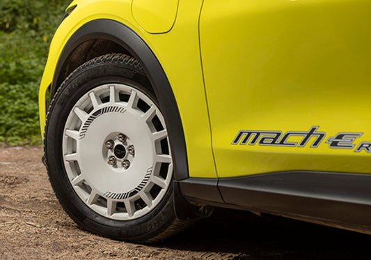 Ford Racing 21-24 Mustang Mach-E Gloss White Rally Wheel Kit Ford Racing