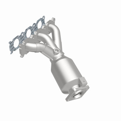 Magnaflow 2007 XC90 3.2L Underbody Direct Fit Converter Magnaflow