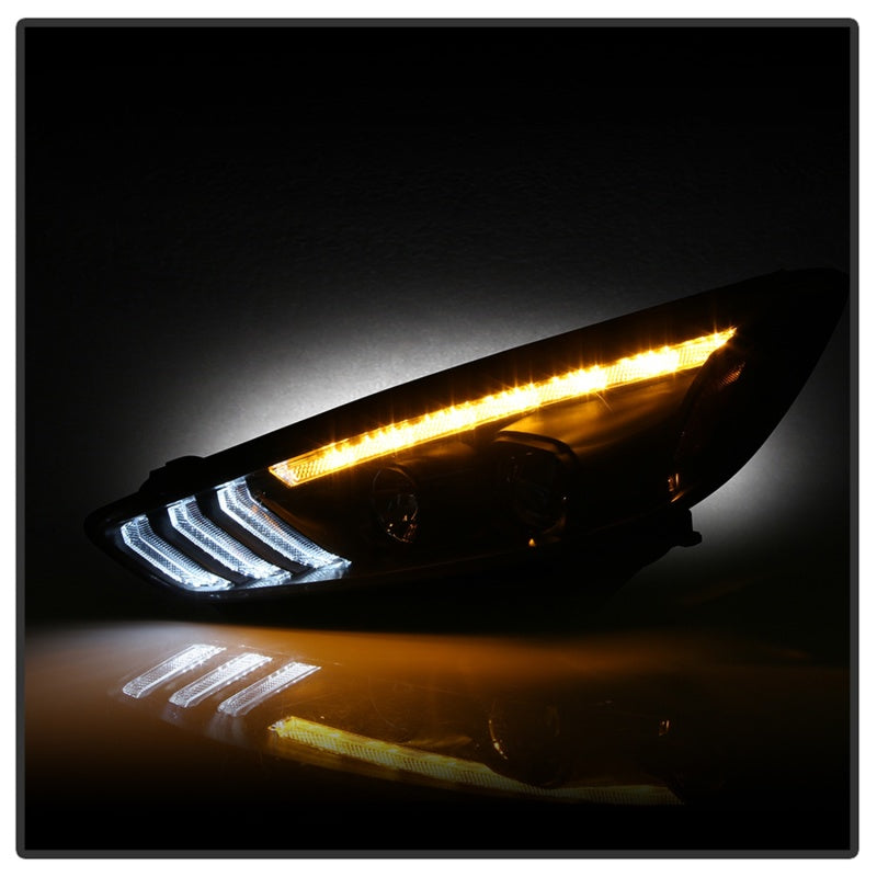 Spyder 15-18 Ford Focus Projector Headlights - Seq Turn Light Bar - Black PRO-YD-FF15-LBSEQ-BK SPYDER