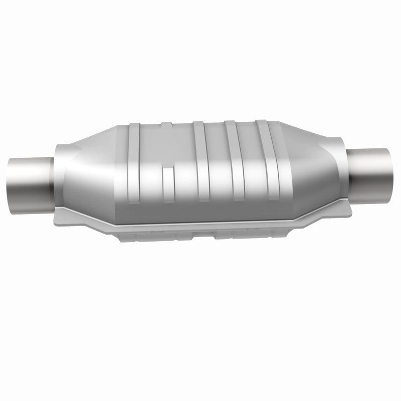 MagnaFlow Conv Univ 2.5in Inlet/Outlet Center/Center Oval 12in Body L x 7in W x 16in Overall L Magnaflow