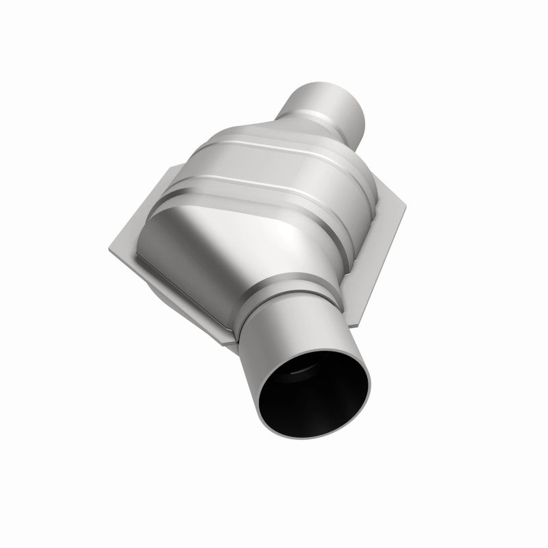 MagnaFlow Conv Univ 2.25in Inlet/Outlet Angled Offset/Center Calif OBDII Magnaflow