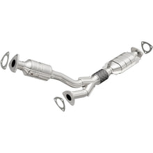 Load image into Gallery viewer, MagnaFlow Conv DF 00-03 Saturn LS Series/LW Series 3.0L Rear (49 State)