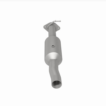 MagnaFlow 09-10 Ford F-550 Super Duty V10 6.8L Rear Underbody Direct Fit Catalytic Converter Magnaflow