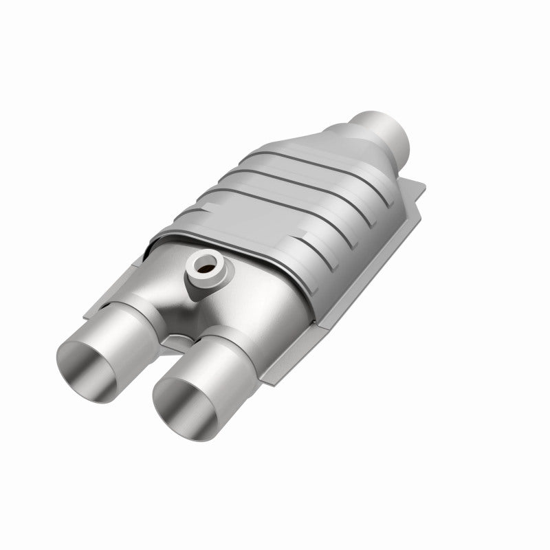 MagnaFlow Conv Univ 2/2.5 Single O2 Boss Magnaflow
