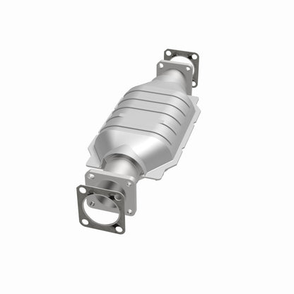 MagnaFlow California Converter Direct Fit 75-82 Chevrolet LUV 1.8L / 86-91 Isuzu Trooper 2.3L Magnaflow