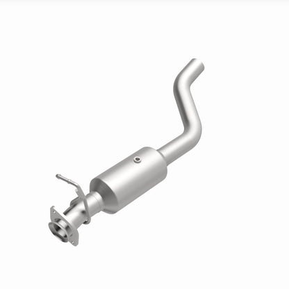 MagnaFlow 22-24 Ford F-650 V8 7.3L Underbody Direct Fit Catalytic Converter Magnaflow