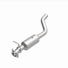 Load image into Gallery viewer, MagnaFlow 22-24 Ford F-650 V8 7.3L Underbody Direct Fit Catalytic Converter