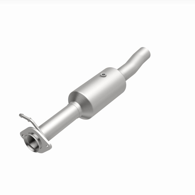 MagnaFlow 09-10 Ford F-550 Super Duty V10 6.8L Rear Underbody Direct Fit Catalytic Converter Magnaflow