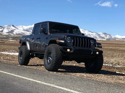 Tuff Country 2" Front Leveling Kit w/Front Shock Extension Brackets – 2020–2023 Jeep Gladiator (42200)