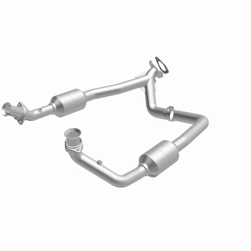 Magnaflow 2003 Ford E-350 Super Duty 5.4L Direct Fit Converter Magnaflow