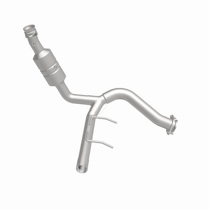 Magnaflow Conv DF 2009 f-150 V8 5.4 OEM Underbody Magnaflow