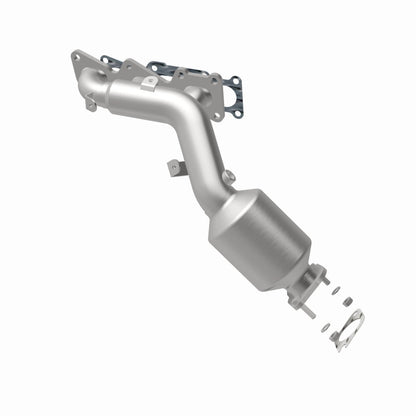 MagnaFlow OEM Grade Federal / EPA Compliant Manif Catalytic Converter 09-11 Hyundai Genesis V6 3.8L Magnaflow