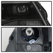 Load image into Gallery viewer, xTune Chevy Colorado 15-17 HalogenOnly Projector Headlights - Black Smoked PRO-JH-CCO04-LBDRL-BSM SPYDER