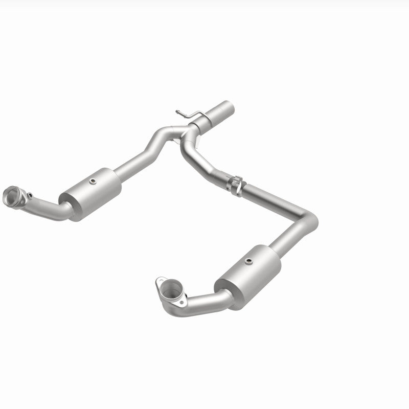 Magnaflow 09-13 Ford E-350 Super Duty V10 6.8 OEM Underbody Direct Fit Catalytic Converter Magnaflow