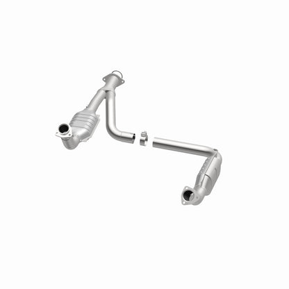 MagnaFlow Conv DF 07-09 Chevrolet/GMC Silverado/Sierra 2500 HD 6.0L Y-Pipe Assembly excludes Classic Magnaflow