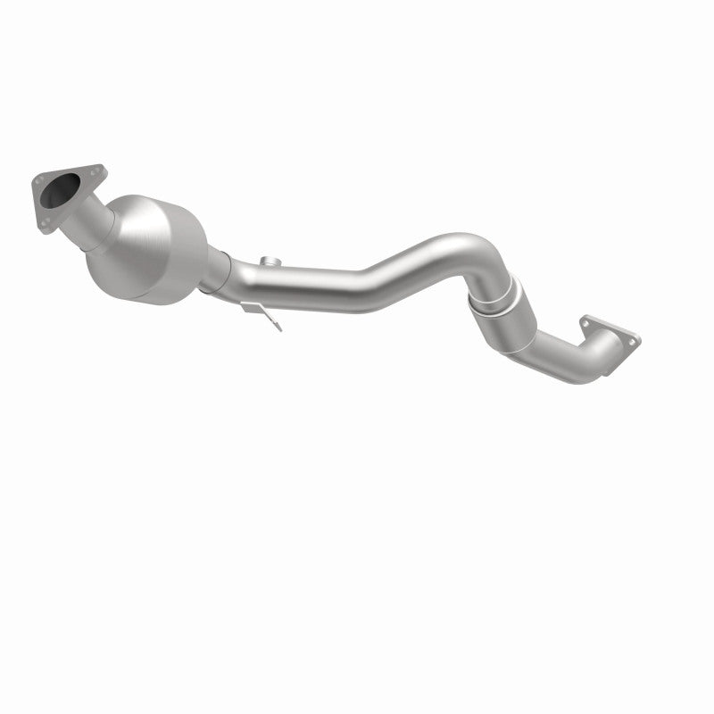 MagnaFlow Conv DF 07 VW Touareg 3.6L Front close Magnaflow