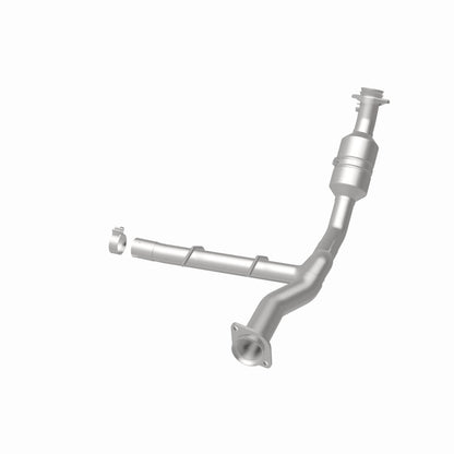 MagnaFlow 11-14 Ford F-150 5.0L Direct Fit CARB Compliant Left Catalytic Converter Magnaflow