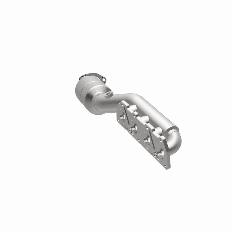 MagnaFlow Conv DF 02-04 VW Passat 4.0L Magnaflow