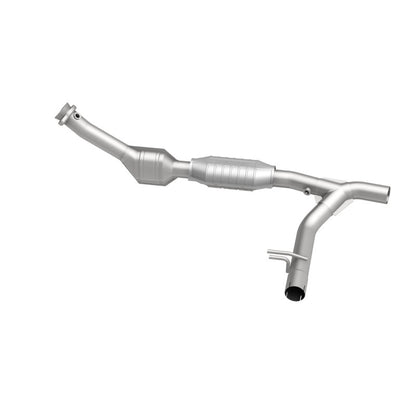 MagnaFlow Conv DF 99-00 Ford Trucks 5.4L Magnaflow