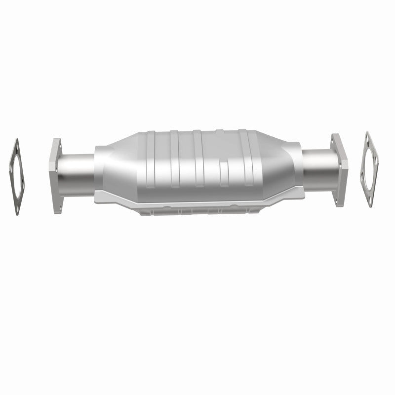 MagnaFlow California Converter Direct Fit 75-82 Chevrolet LUV 1.8L / 86-91 Isuzu Trooper 2.3L Magnaflow