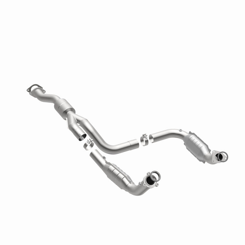 Magnaflow Conv DF 2011-2012 EXPRESS 2500 6.0L 6.0L Underbody Magnaflow