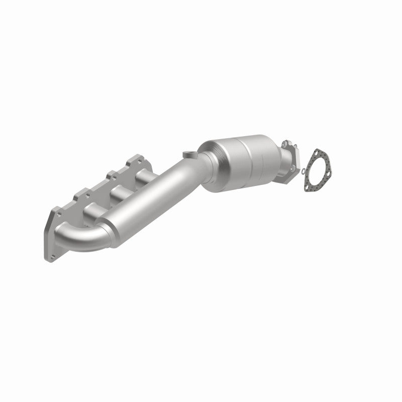 MagnaFlow Conv DF 02-04 VW Passat 4.0L Magnaflow