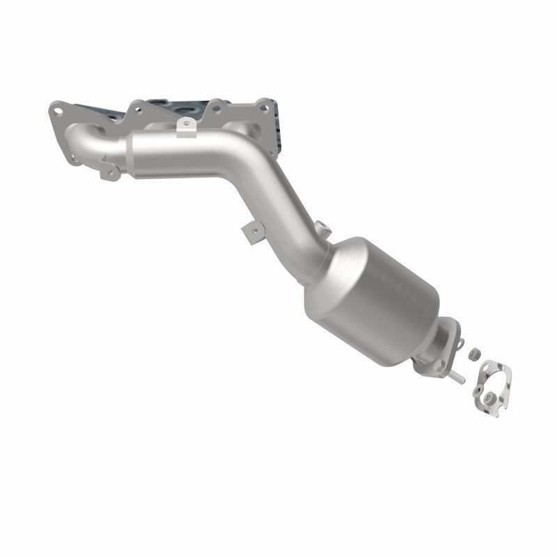 MagnaFlow OEM Grade Federal / EPA Compliant Manif Catalytic Converter 09-11 Hyundai Genesis V6 3.8L Magnaflow