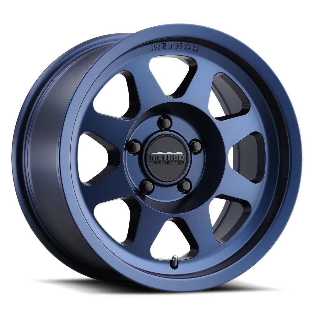 Method 701 BAHIA BLUE 16x8 / 6x5.5 / 0/4.5, 106.25 Hub Bore - MR70168060600