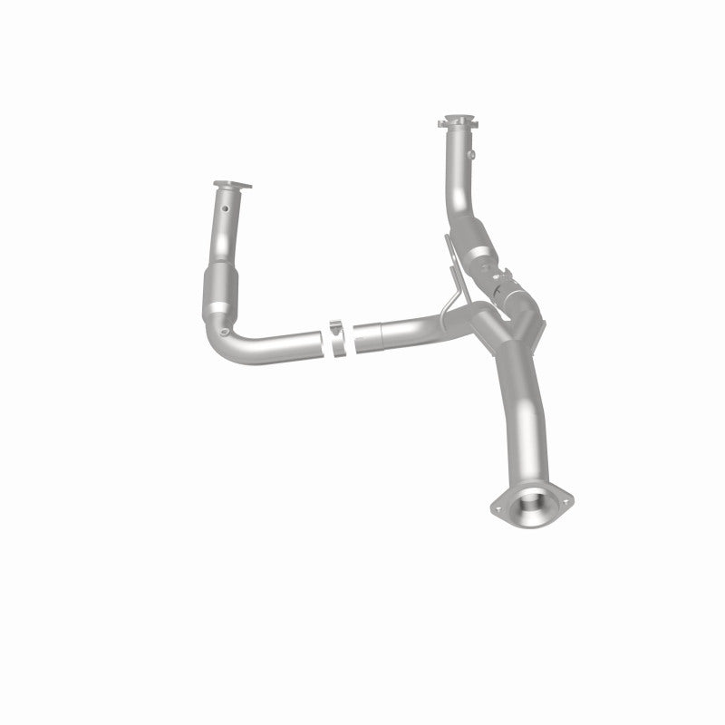Magnaflow 11-15 Chevrolet Silverado 2500 HD 6.0L Direct Fit Converter Magnaflow