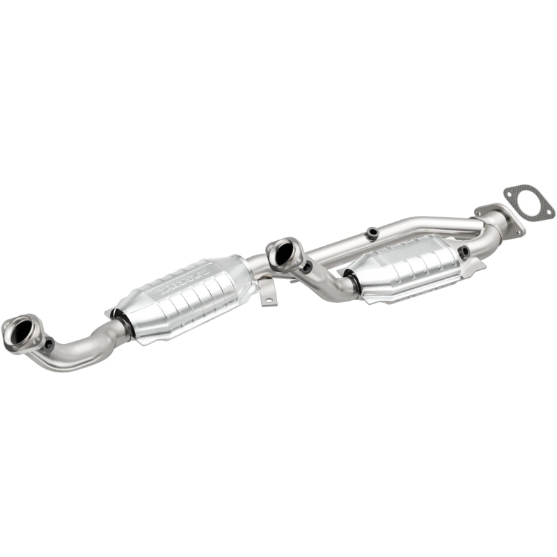 Magnaflow 99-00 Ford Windstar 3.0L Direct Fit Converter Magnaflow