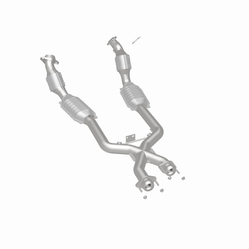 Magnaflow Conv DF 96-98 4.6L *California* Magnaflow