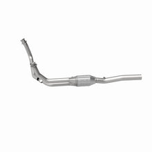 Load image into Gallery viewer, MagnaFlow Conv Direct Fit 96-97 Dodge B1500/B2500/B3500 V8 Underbody