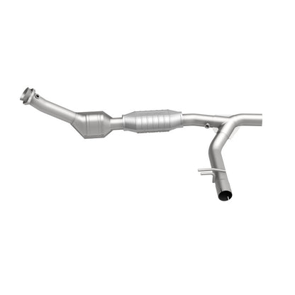 MagnaFlow Conv DF 99-00 Ford Trucks 5.4L Magnaflow