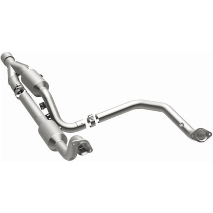 Magnaflow 14-18 2500 V8 6.4 OEM Underbody Direct Fit Converter Magnaflow