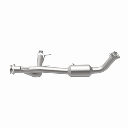 MagnaFlow Conv Direct Fit 05-06 Lincoln Navigator 5.4L w/ 3in Main Piping Magnaflow