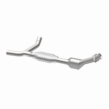 MagnaFlow Conv DF 01-03 Ford E150 4.2L Passenger Side Magnaflow