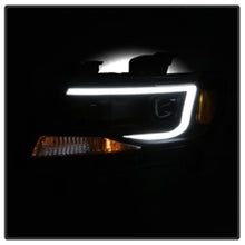 Load image into Gallery viewer, xTune Chevy Colorado 15-17 HalogenOnly Projector Headlights - Black Smoked PRO-JH-CCO04-LBDRL-BSM SPYDER