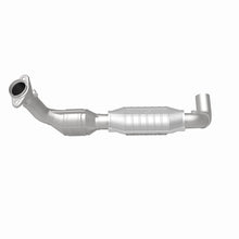 Load image into Gallery viewer, MagnaFlow Conv DF 01-02 Ford F-150 5.4L