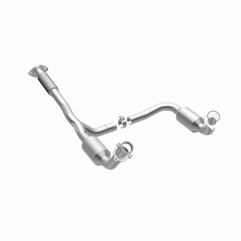 Magnaflow 2004 Buick Rainier 5.3L Direct Fit Converter Magnaflow