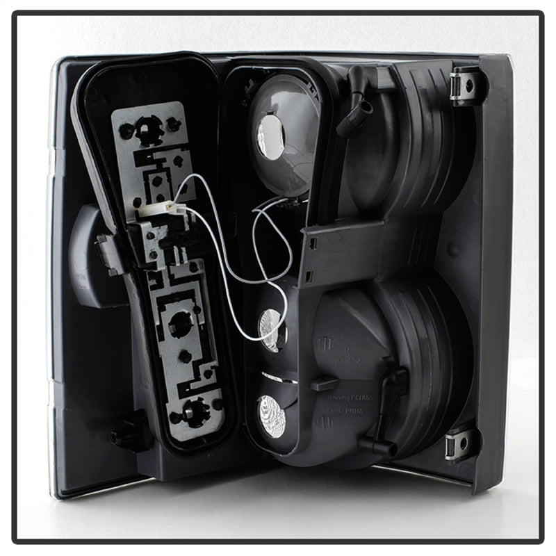 Xtune Land Rover Range Rover 06-09 Euro Style Tail Lights Clear ALT-JH-LRRRS06-CL SPYDER