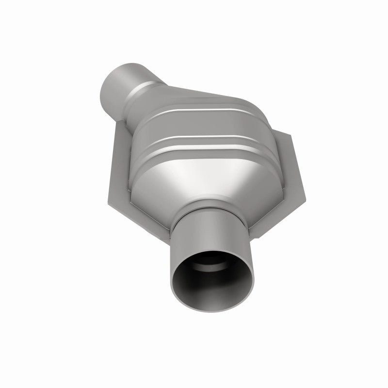 MagnaFlow Conv Univ 2.25in Inlet/Outlet Angled Offset/Center Calif OBDII Magnaflow