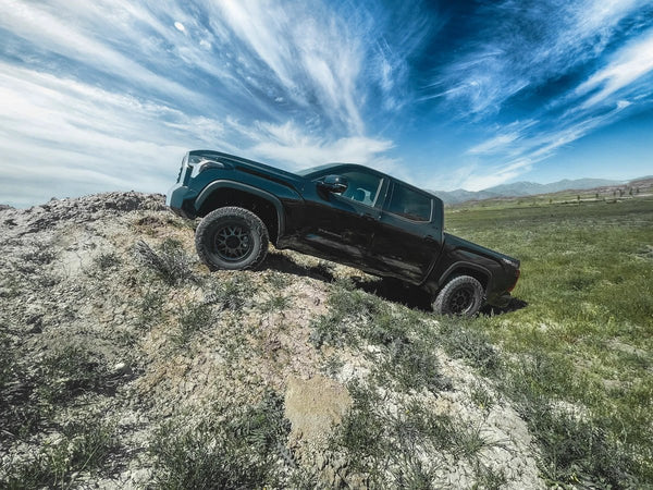 Tuff Country 2" Leveling Kit – 2022+ Toyota Tundra & 2023+ Toyota Sequoia (52220)