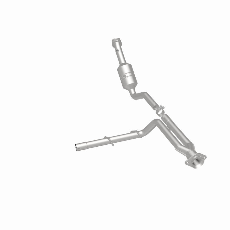 Magnaflow Conv DF 2011-2014 F-150 3.7L Underbody Magnaflow