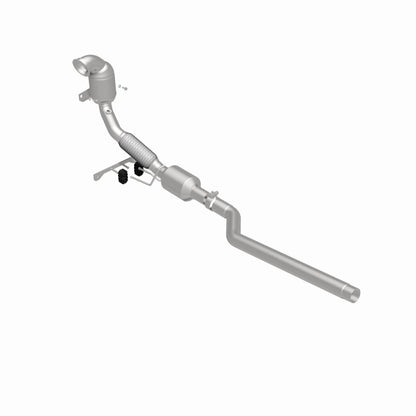 Magnaflow 18-20 Volkswagen Tiguan 2.0L OEM Underbody Direct Fit Converter