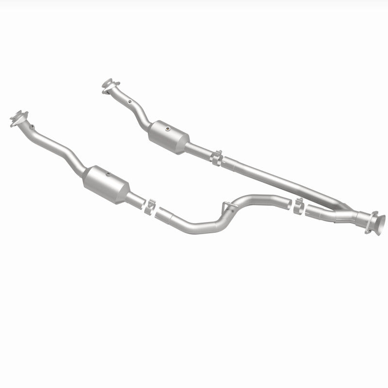 MagnaFlow 20-21 Ford Transit-150 Single Underbody V6 3.5L RWD Direct-Fit Catalytic Converter Magnaflow