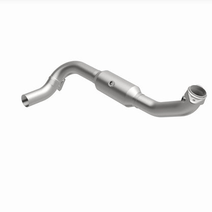 Magnaflow 05-06 Lincoln Navigator 5.4L Direct Fit Catalytic Converter - Passenger Side Magnaflow