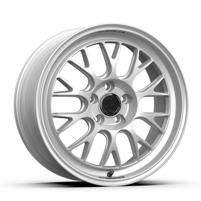 fifteen52 Holeshot RSR 18x8.5 5x112 42mm ET 57.1mm Center Bore Radiant Silver fifteen52
