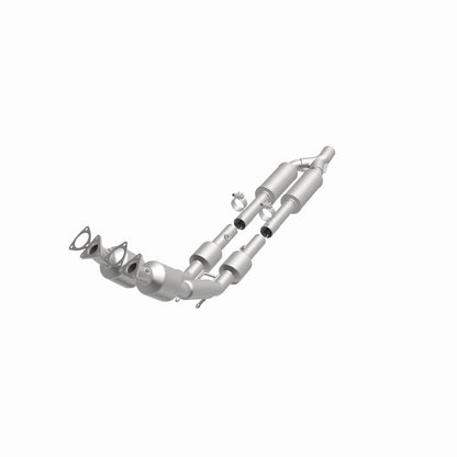 Magnaflow 06-08 Volkswagen Passat 3.6L Direct Fit Converter Magnaflow